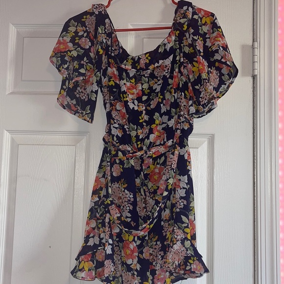 Nana macs romper size medium - Picture 2 of 3